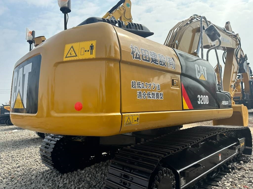 CAT 320 D - Pelle sur chenille: photos 5 CAT 320 D - Pelle sur chenille: photos 5