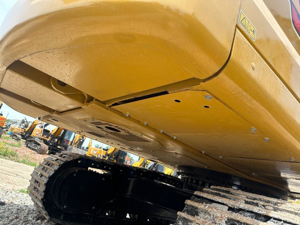 CAT 330 - Pelle de manutention: photos 5 CAT 330 - Pelle de manutention: photos 5