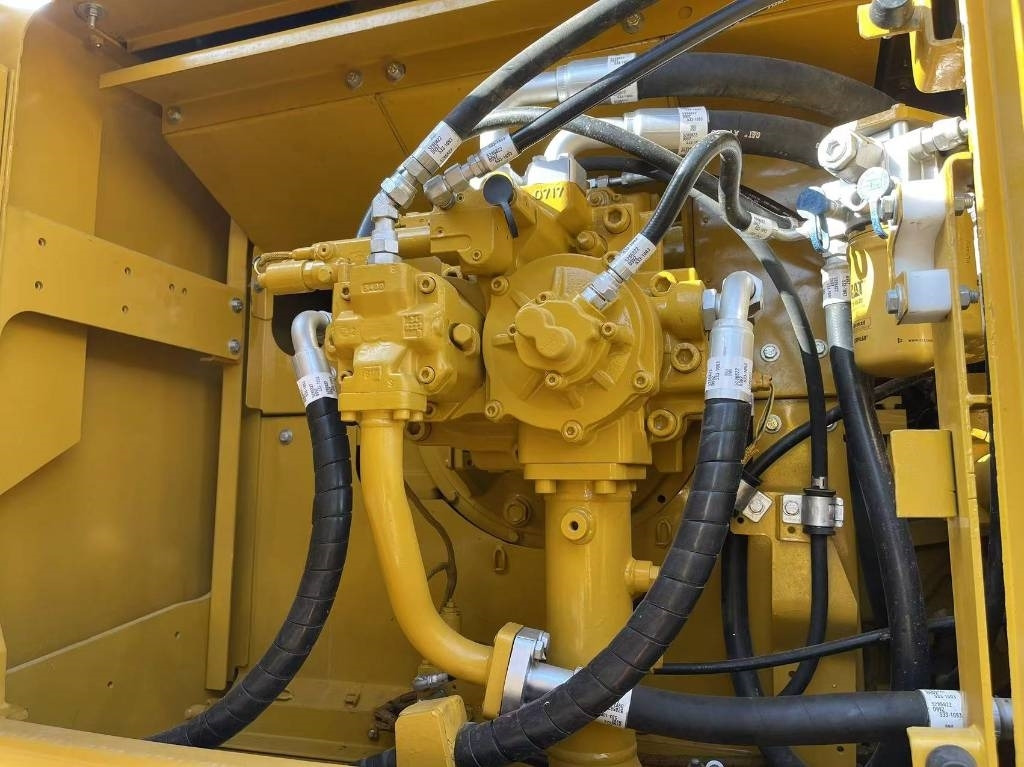 CAT 349 - Pelle sur chenille: photos 3 CAT 349 - Pelle sur chenille: photos 3