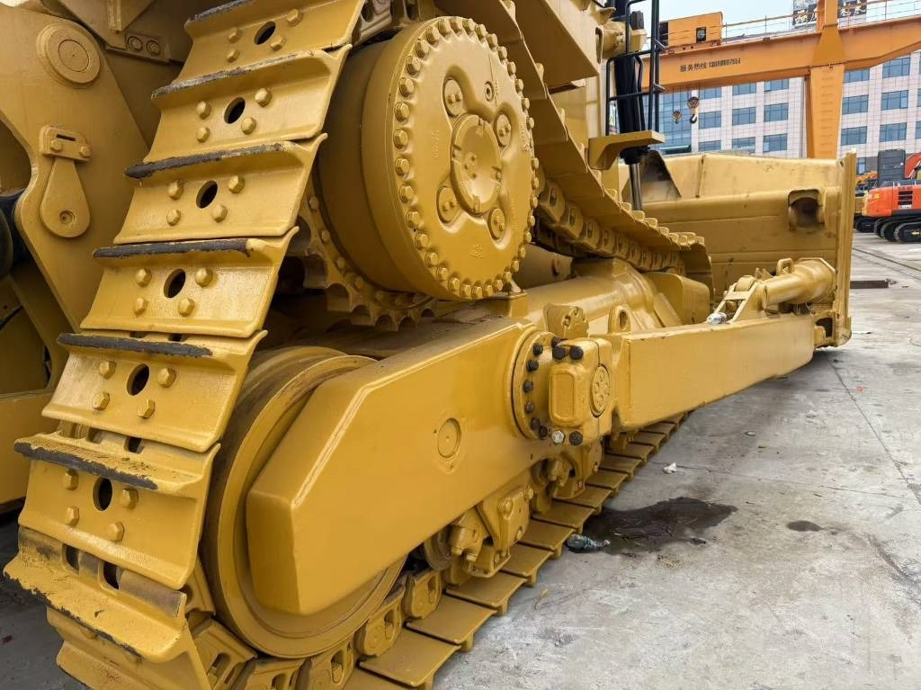 CAT D 10 R - Bulldozer: photos 5 CAT D 10 R - Bulldozer: photos 5