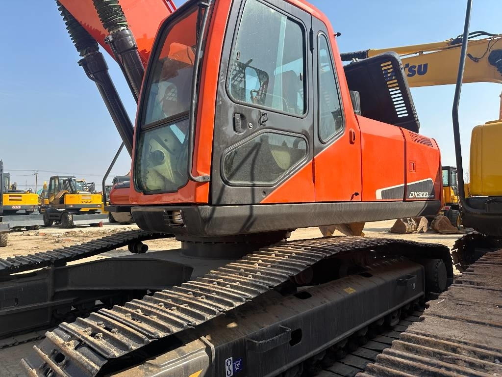 Doosan 300-7 - Pelle sur chenille: photos 3 Doosan 300-7 - Pelle sur chenille: photos 3