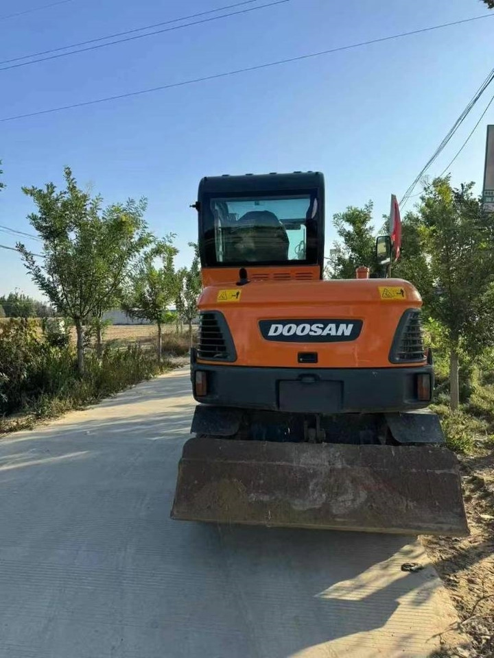 Doosan DX 60 - Mini pelle: photos 2 Doosan DX 60 - Mini pelle: photos 2