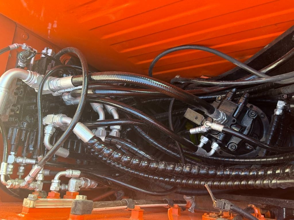 Pelle sur chenille Doosan DX 75: photos 7 Pelle sur chenille Doosan DX 75: photos 7