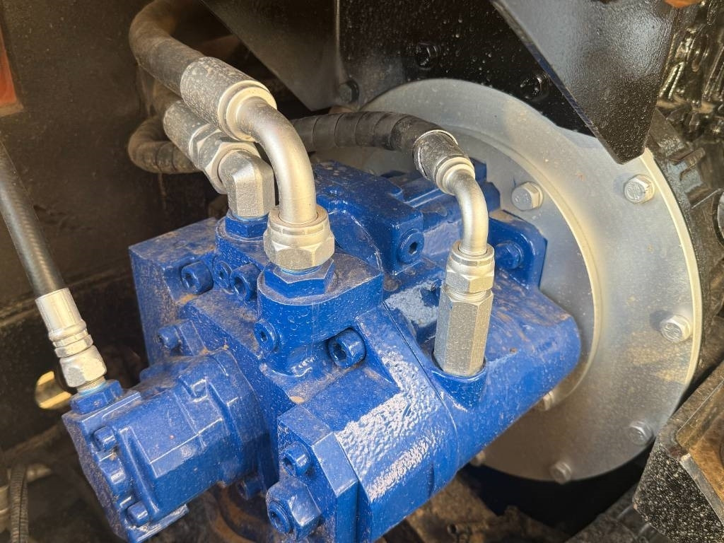 Doosan DX 75 - Pelle sur chenille: photos 4 Doosan DX 75 - Pelle sur chenille: photos 4