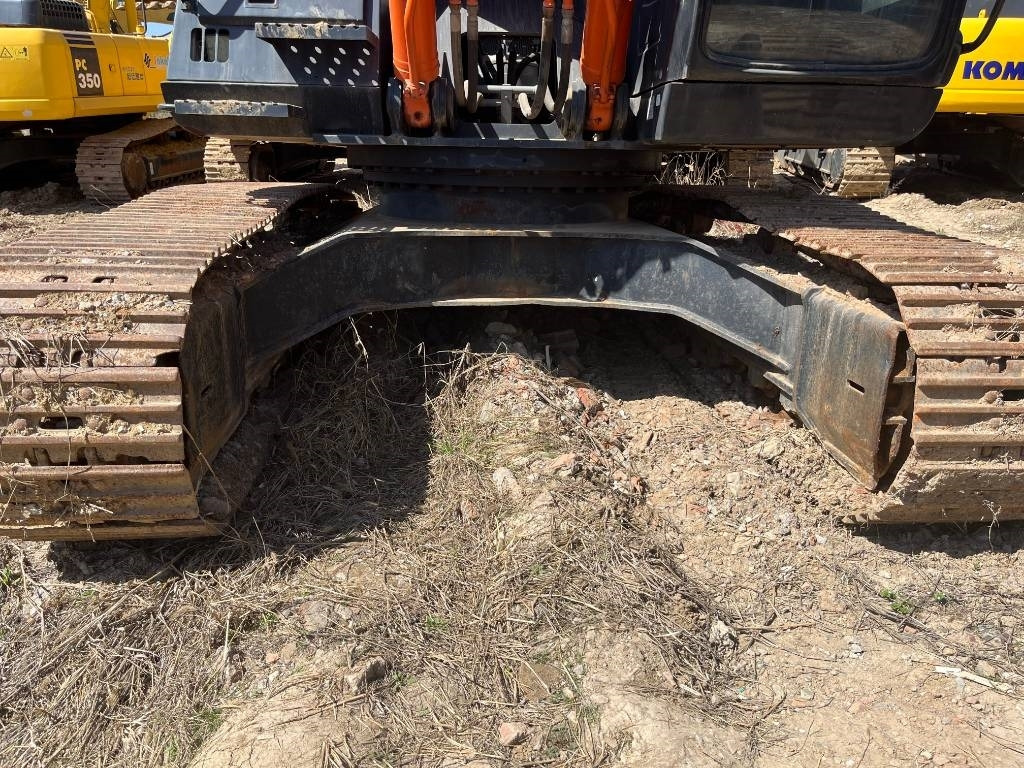 Hitachi ZX 350 - Pelle sur chenille: photos 5 Hitachi ZX 350 - Pelle sur chenille: photos 5