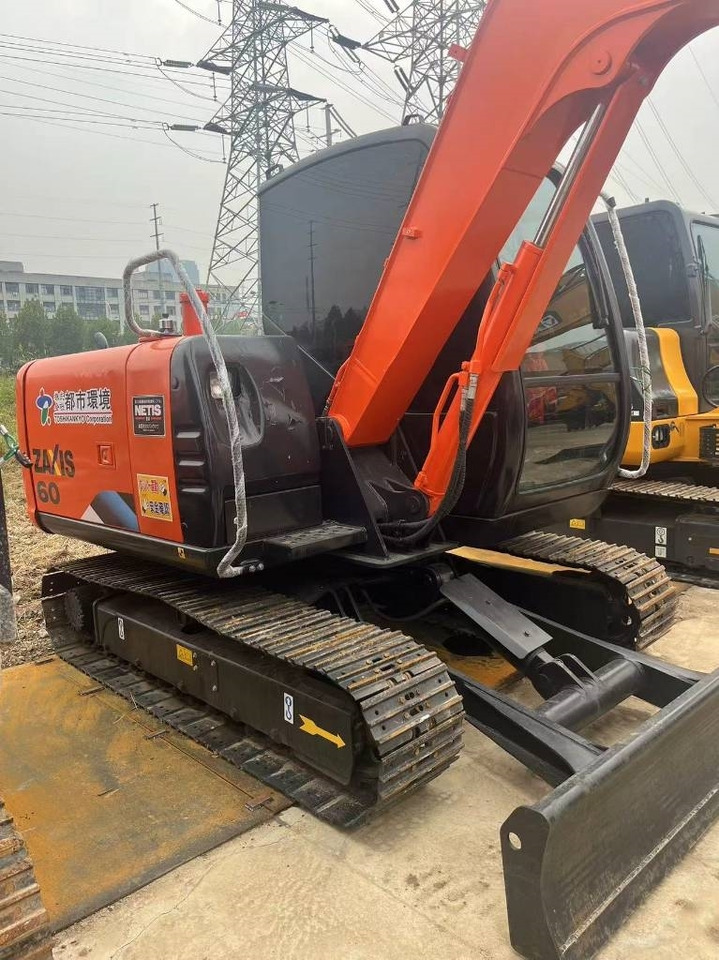 Hitachi zaxis60 - Pelle sur chenille: photos 2 Hitachi zaxis60 - Pelle sur chenille: photos 2