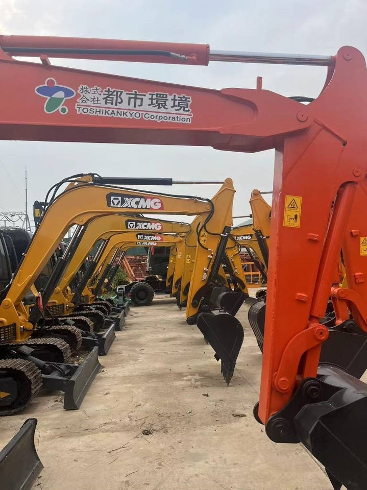 Hitachi zaxis60 - Pelle sur chenille: photos 3 Hitachi zaxis60 - Pelle sur chenille: photos 3