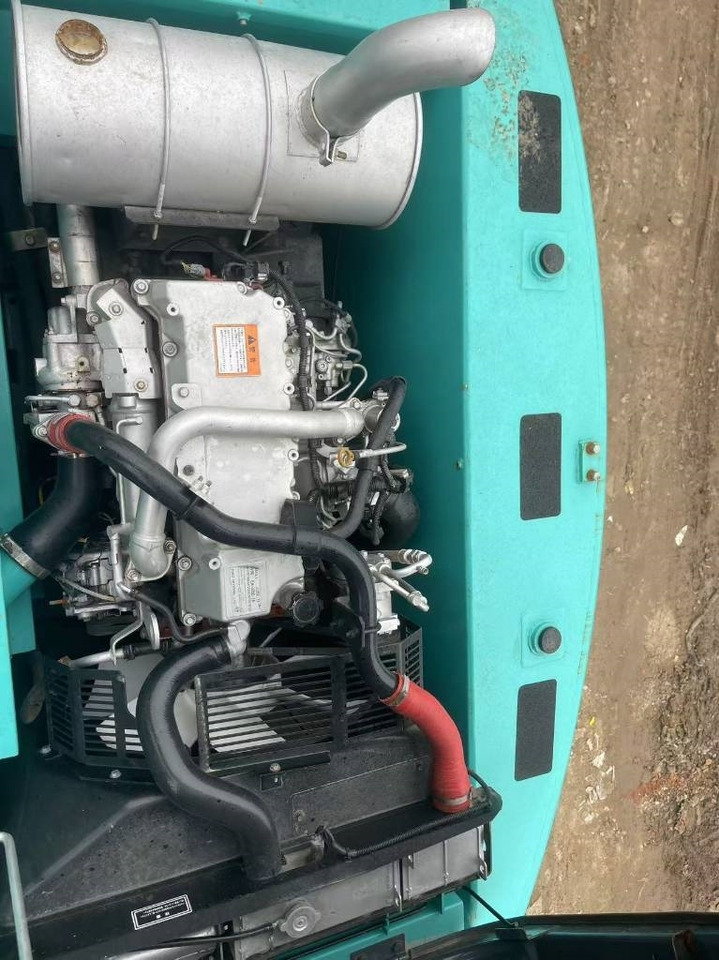 Kobelco SK 200 - Pelle sur chenille: photos 2 Kobelco SK 200 - Pelle sur chenille: photos 2