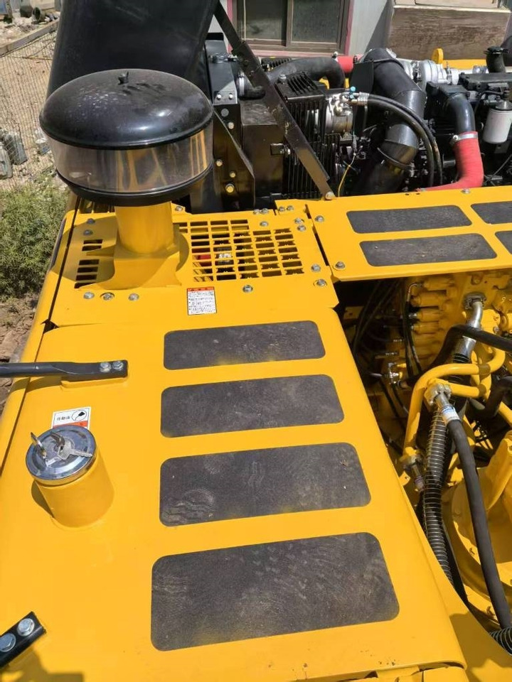 Komatsu PC 300  - Pelle sur chenille: photos 4 Komatsu PC 300  - Pelle sur chenille: photos 4