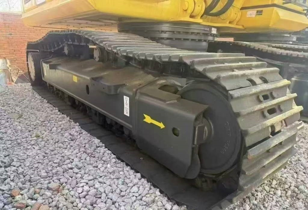 Komatsu PC 350-8 - Pelle sur chenille: photos 5 Komatsu PC 350-8 - Pelle sur chenille: photos 5