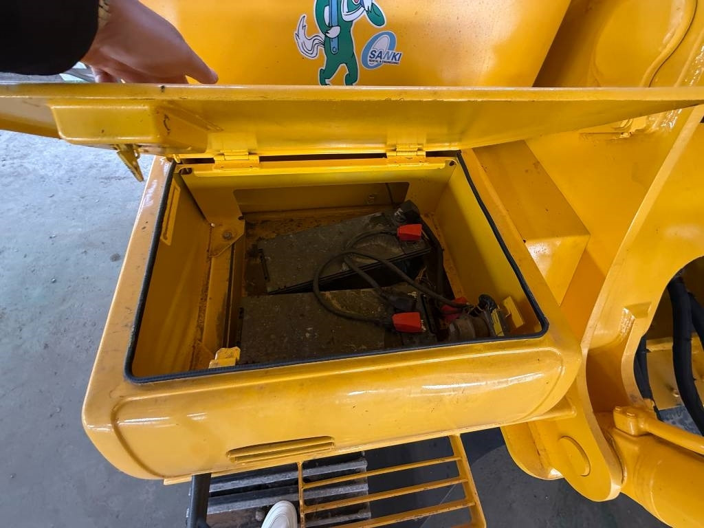 Komatsu PC 350 - Pelle sur chenille: photos 3 Komatsu PC 350 - Pelle sur chenille: photos 3