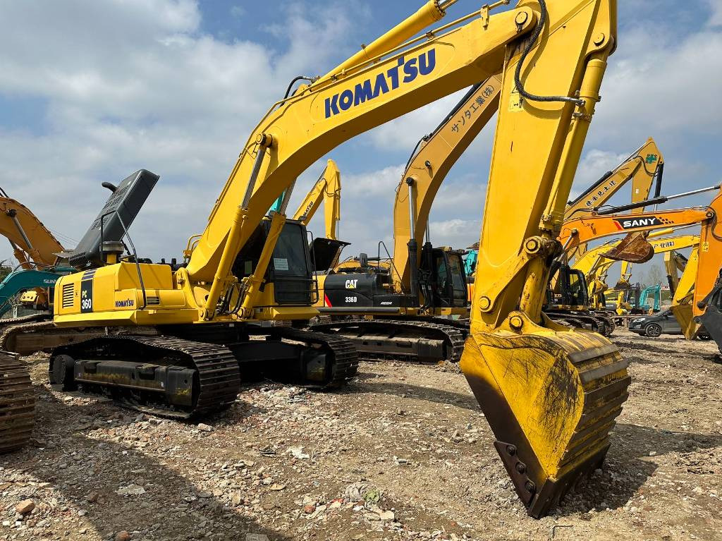 Pelle sur chenille Komatsu PC 360: photos 1