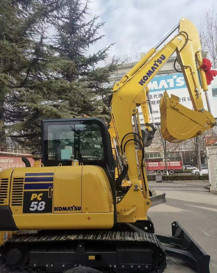 Komatsu PC 58 - Mini pelle: photos 4 Komatsu PC 58 - Mini pelle: photos 4