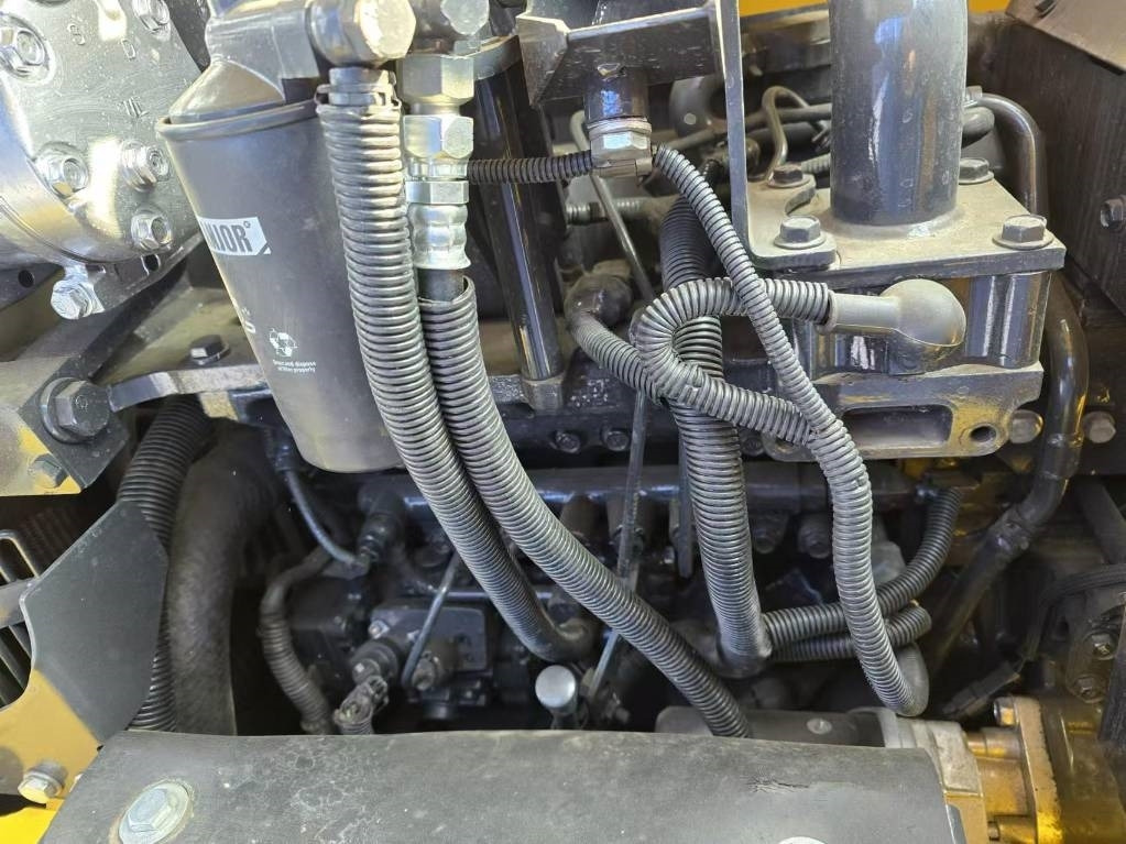 Komatsu PC 70 - Mini pelle: photos 5 Komatsu PC 70 - Mini pelle: photos 5