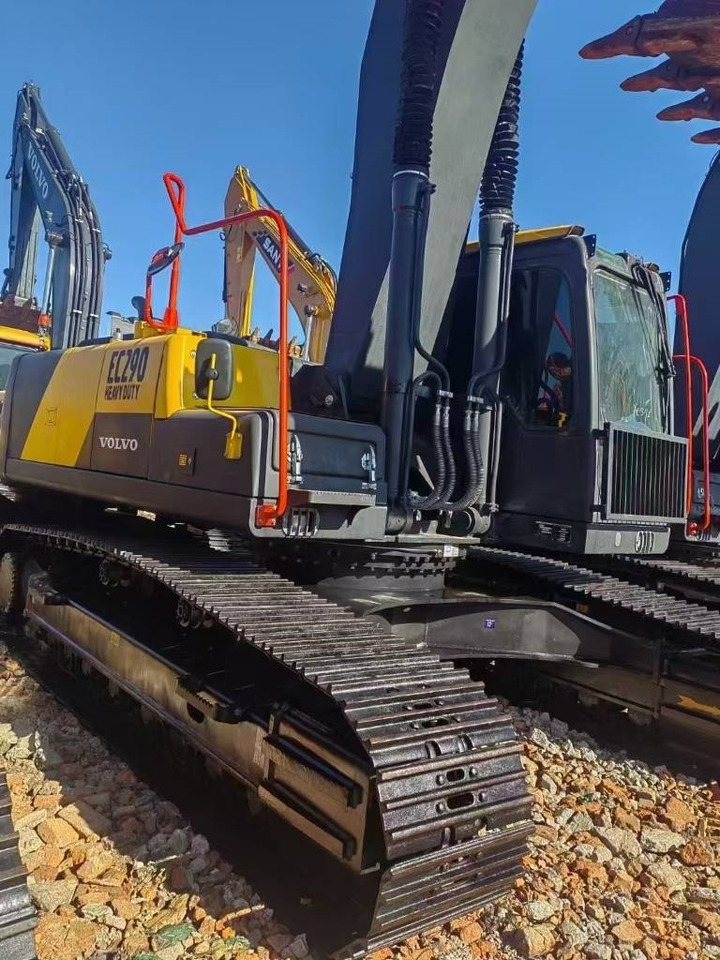 Volvo EC 290 - Pelle sur chenille: photos 4 Volvo EC 290 - Pelle sur chenille: photos 4