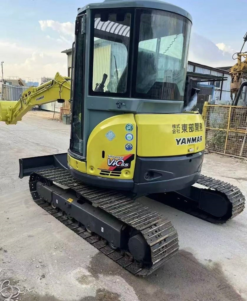 Yanmar 55 - Mini pelle: photos 4 Yanmar 55 - Mini pelle: photos 4