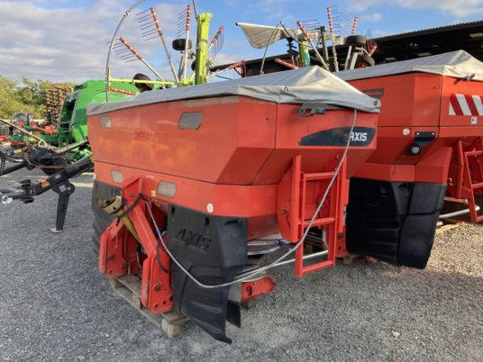 Kuhn AXIS 40.1W - Distributeur d'engrais: photos 3 Kuhn AXIS 40.1W - Distributeur d'engrais: photos 3