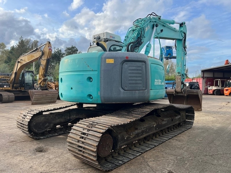 Kobelco SK 235 SR LC - Pelle sur chenille: photos 4 Kobelco SK 235 SR LC - Pelle sur chenille: photos 4
