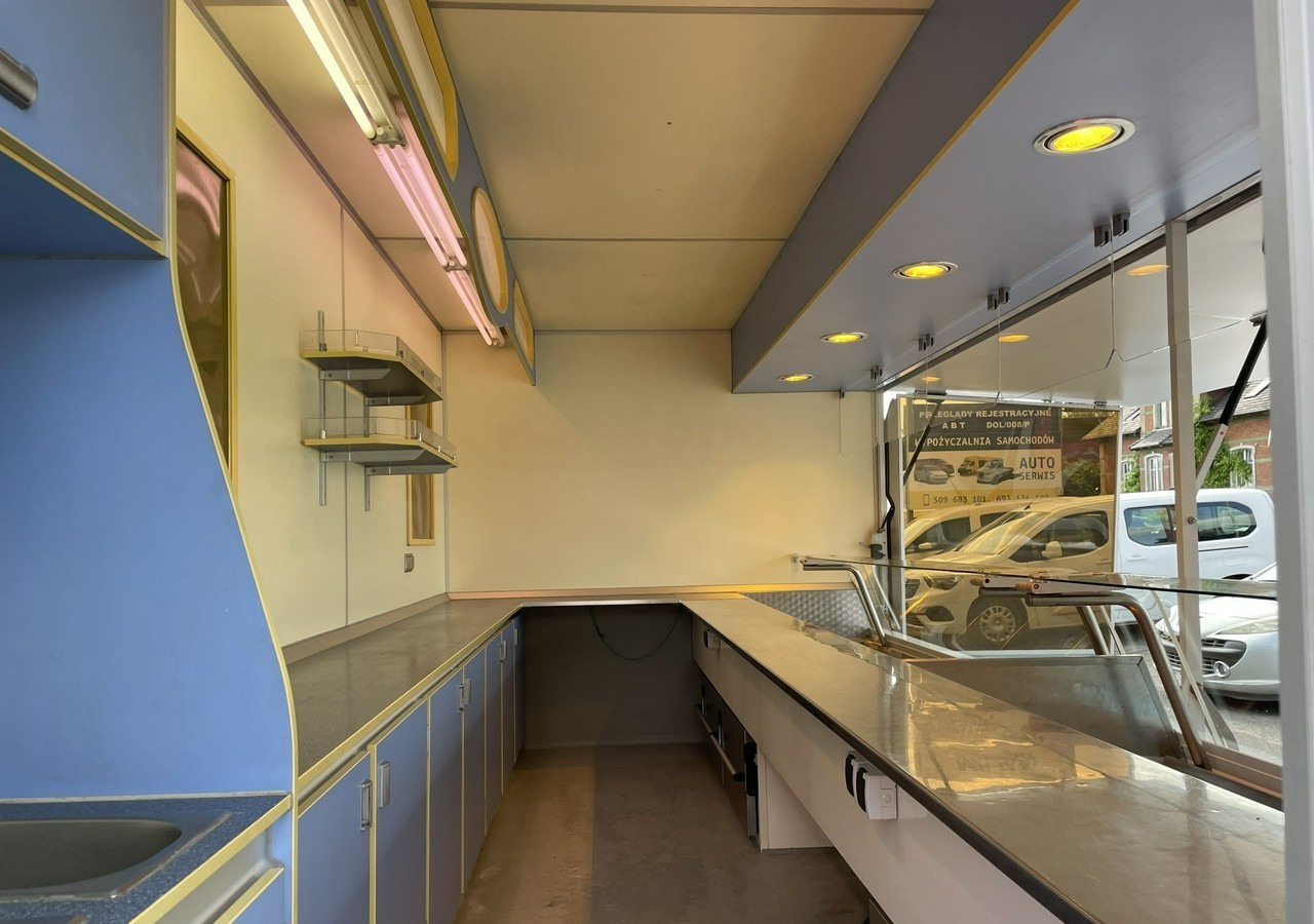 Fiat Ducato Autosklep Ryb Gastronomiczny food truck foodtruck sklep 112tkm BORCO - Camion magasin: photos 3 Fiat Ducato Autosklep Ryb Gastronomiczny food truck foodtruck sklep 112tkm BORCO - Camion magasin: photos 3