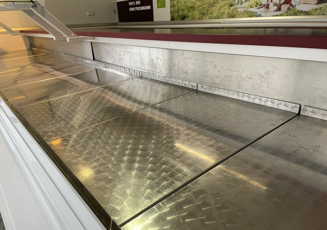 Fiat Ducato Autosklep przyczepa Gastronomiczny Food Truck Foodtruck sklep Borco - Remorque magasin: photos 3 Fiat Ducato Autosklep przyczepa Gastronomiczny Food Truck Foodtruck sklep Borco - Remorque magasin: photos 3