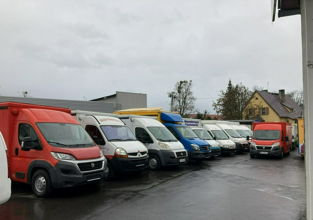 Fiat Ducato Ducato Autosklep Gastronomiczny Food Truck Foodtruck sklep bar - Camion magasin, Véhicule utilitaire: photos 1 Fiat Ducato Ducato Autosklep Gastronomiczny Food Truck Foodtruck sklep bar - Camion magasin, Véhicule utilitaire: photos 1
