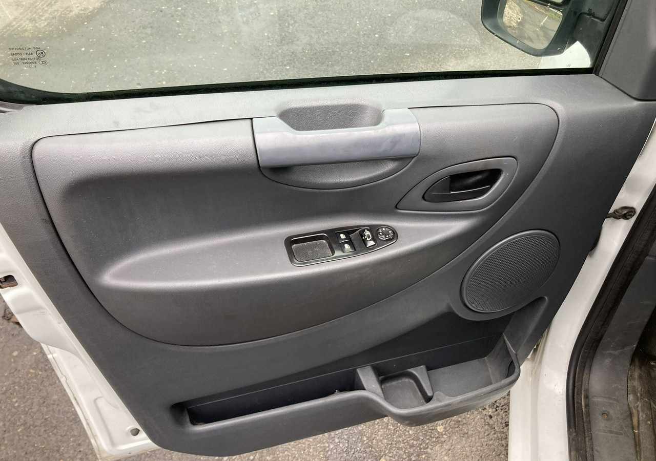 Fourgon utilitaire Fiat Scudo Fiat Scudo 2.0 JTD Maxi Klima 2016: photos 11 Fourgon utilitaire Fiat Scudo Fiat Scudo 2.0 JTD Maxi Klima 2016: photos 11