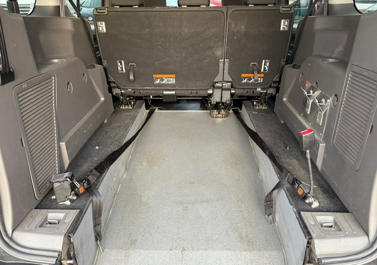 Ford Tourneo Connect II Connect Automat dla niepełnosprawnych Rampa Inwalida PFRON - Voiture break: photos 3 Ford Tourneo Connect II Connect Automat dla niepełnosprawnych Rampa Inwalida PFRON - Voiture break: photos 3