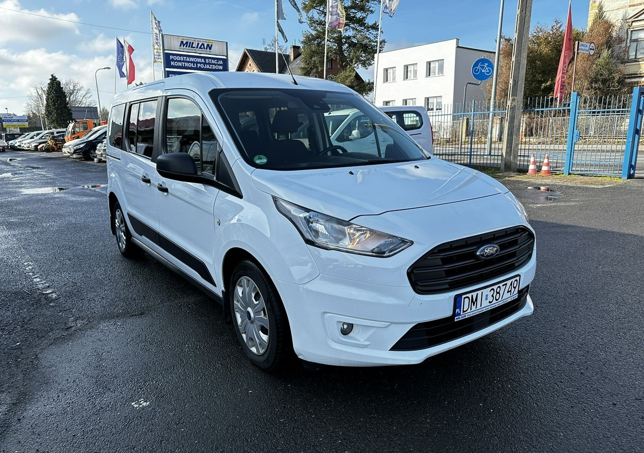 Ford Tourneo Connect II Connect dla Niepełnosprawnych rampa inwalida Model 2021 PFRON - Voiture: photos 2 Ford Tourneo Connect II Connect dla Niepełnosprawnych rampa inwalida Model 2021 PFRON - Voiture: photos 2