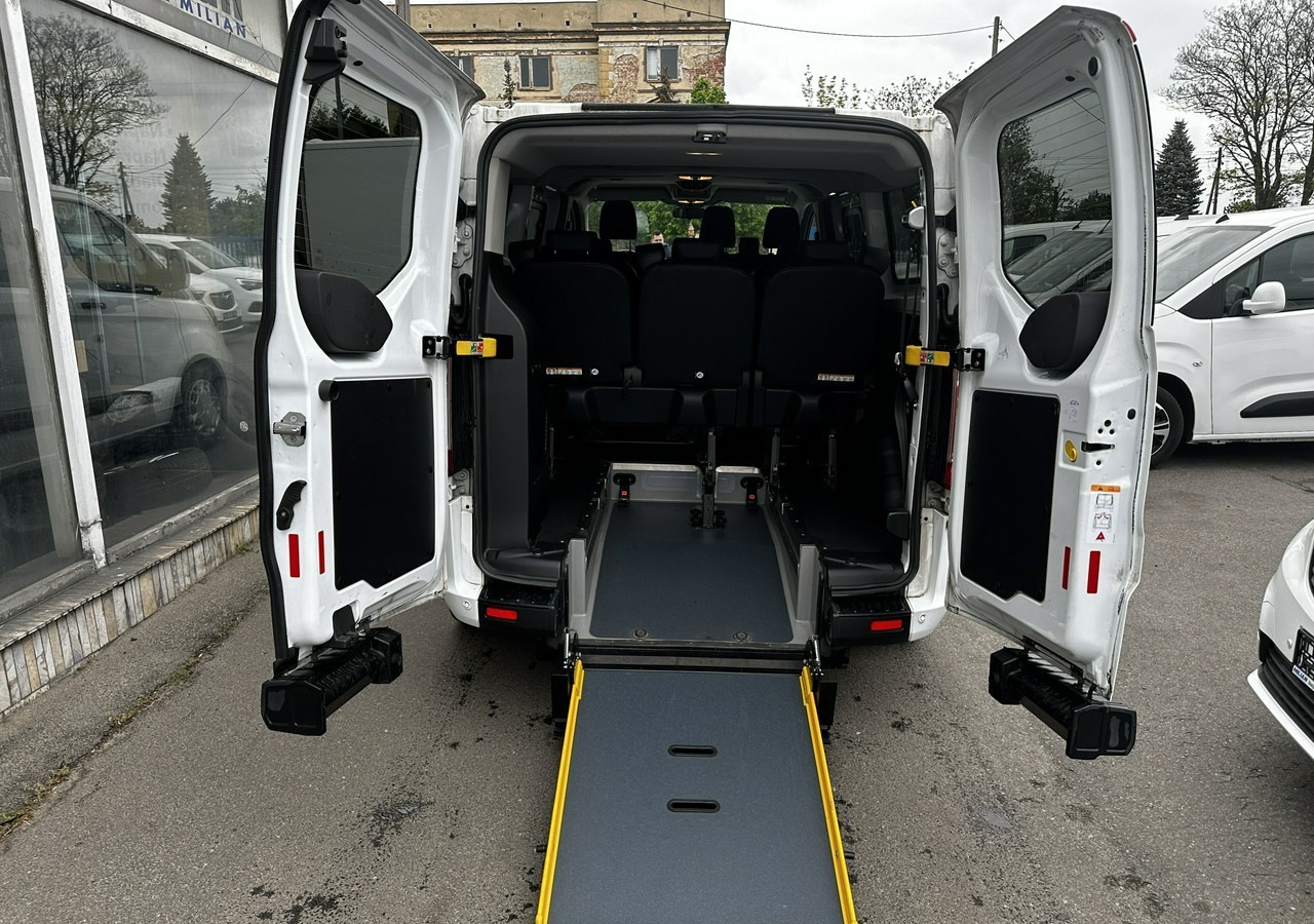 Ford Transit Custom Custom do przewozu Niepełnosprawnych inwalida rampa Model 2021 PFRO - Transport de personnes: photos 1 Ford Transit Custom Custom do przewozu Niepełnosprawnych inwalida rampa Model 2021 PFRO - Transport de personnes: photos 1