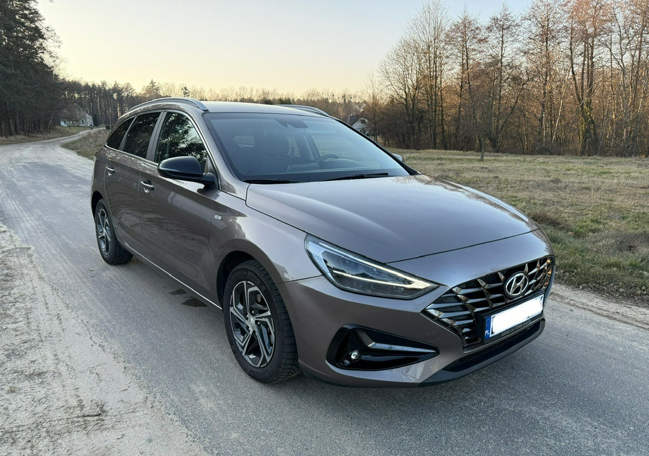 Hyundai i30 II Hyundai i30 1.5T-GDI160KM SMART PLUS +LED Salon PL-Gwarancja 2028 - Voiture: photos 1 Hyundai i30 II Hyundai i30 1.5T-GDI160KM SMART PLUS +LED Salon PL-Gwarancja 2028 - Voiture: photos 1