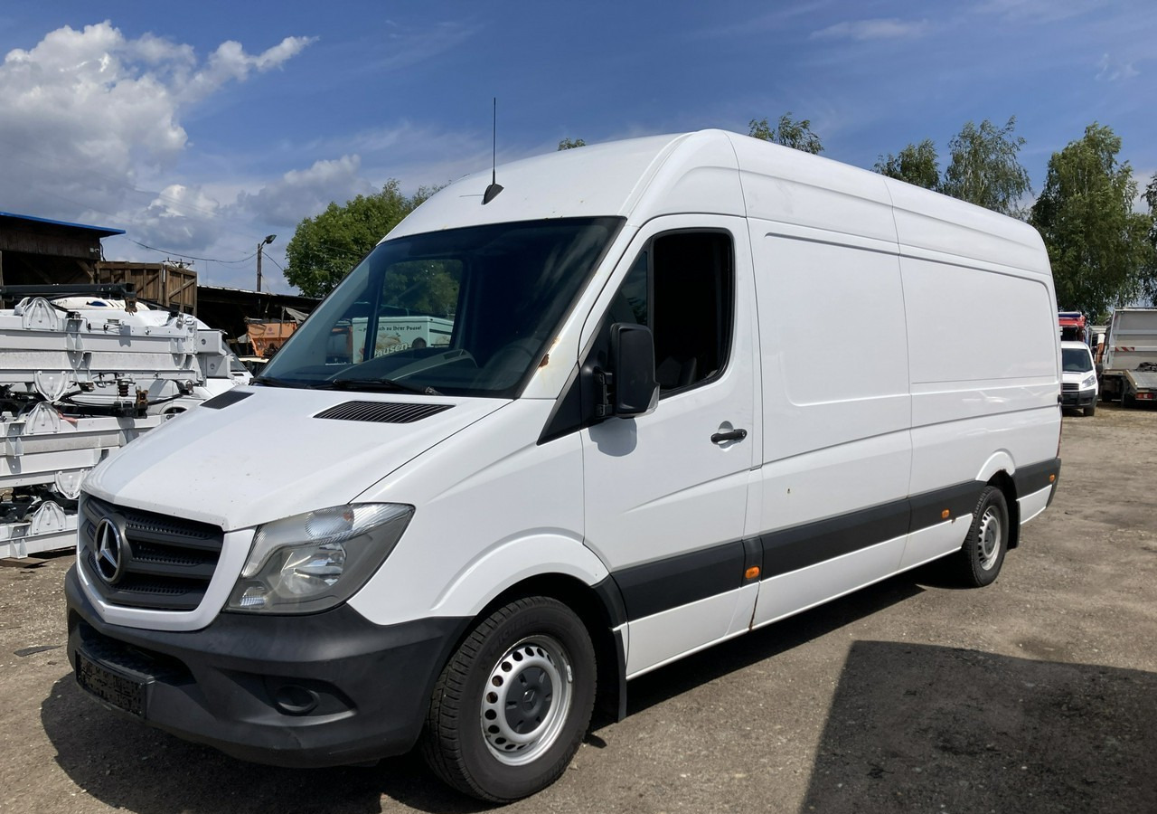 Mercedes-Benz Sprinter Sprinter 313CDI Max 2015 - Fourgon utilitaire: photos 1 Mercedes-Benz Sprinter Sprinter 313CDI Max 2015 - Fourgon utilitaire: photos 1