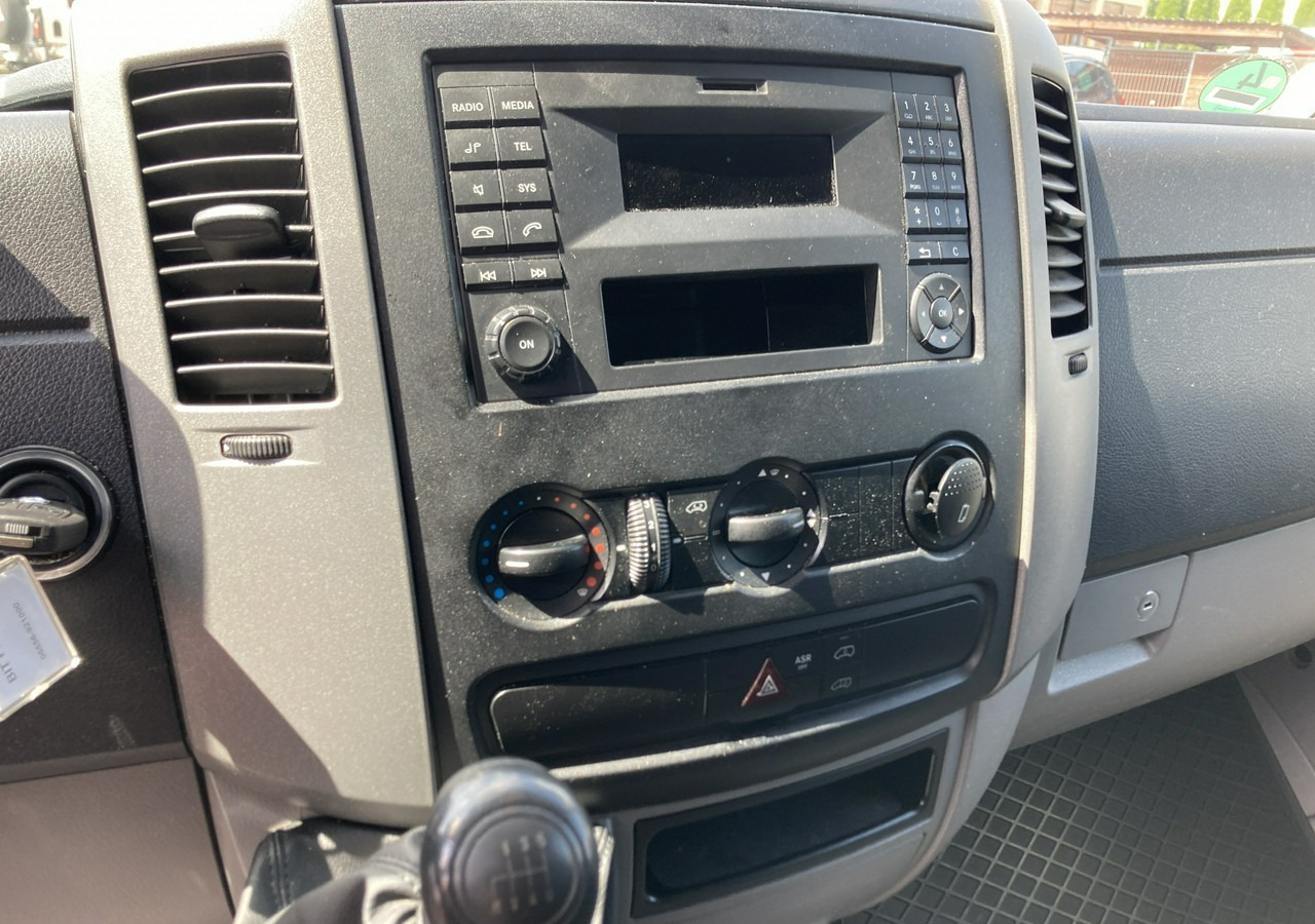 Fourgon utilitaire Mercedes-Benz Sprinter Sprinter 313CDI Max 2015: photos 4