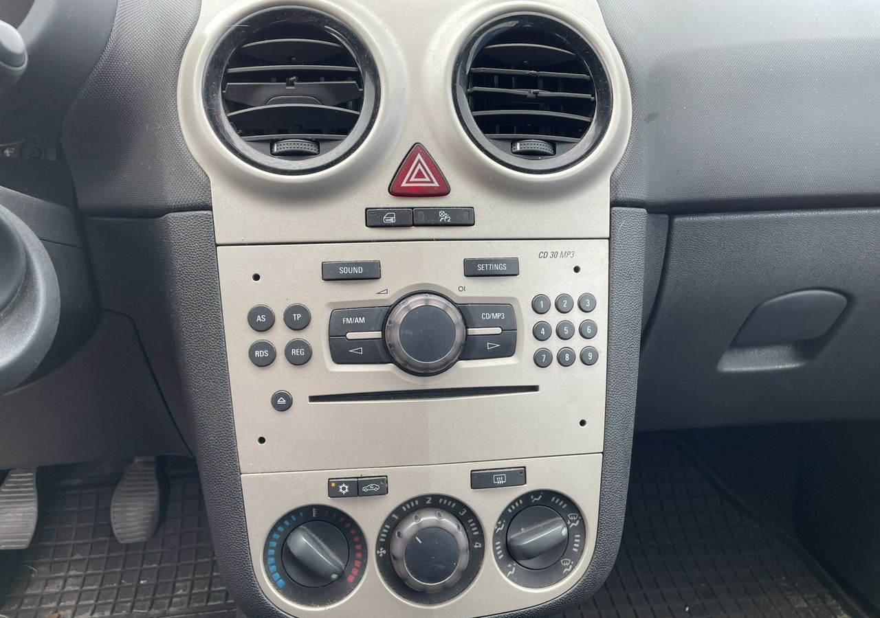 Voiture à hayon Opel Corsa D Opel Corsa 1,2-16V 80KM Klima 2008: photos 8