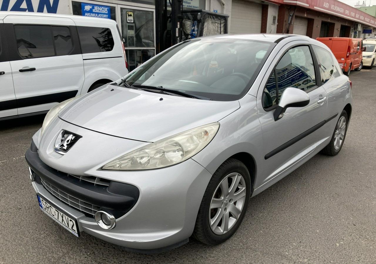 Peugeot 207 Peugeot 207 1.6HDI-16V Klima 2007 - Voiture à hayon: photos 2 Peugeot 207 Peugeot 207 1.6HDI-16V Klima 2007 - Voiture à hayon: photos 2