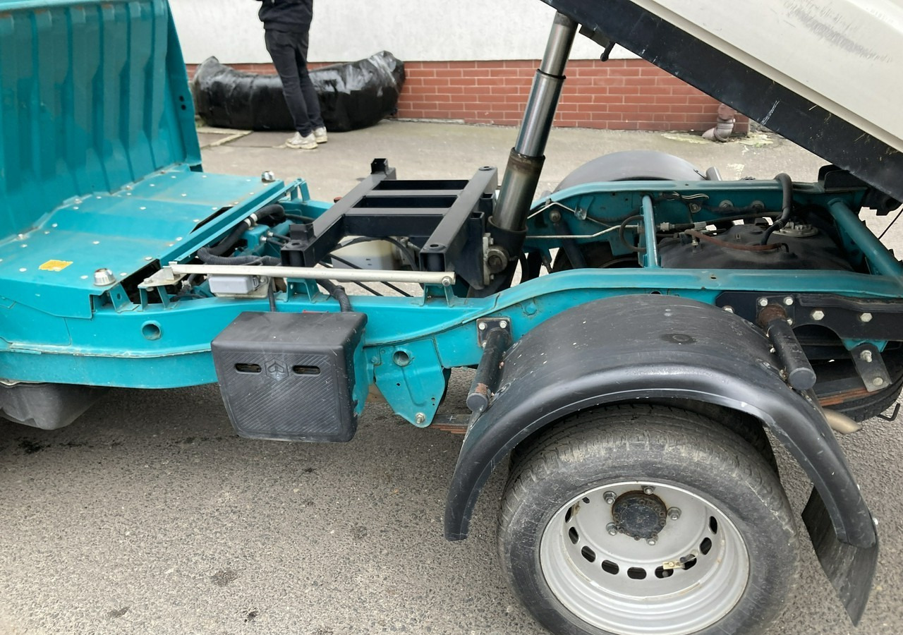Piaggio Piaggio porter Maxi Wywrotka bliżniacze koła 2017 - crédit-bail Piaggio Piaggio porter Maxi Wywrotka bliżniacze koła 2017: photos 19