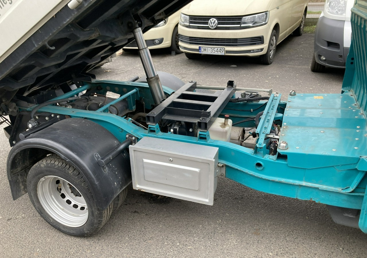 Piaggio Piaggio porter Maxi Wywrotka bliżniacze koła 2017 - crédit-bail Piaggio Piaggio porter Maxi Wywrotka bliżniacze koła 2017: photos 10