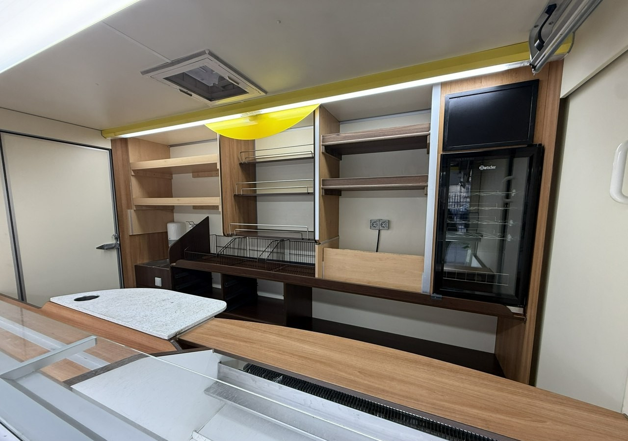 Renault Master Autosklep piec Sklep bar Gastronomiczny Food Truck Foodtruck Borco20 - Camion magasin: photos 2 Renault Master Autosklep piec Sklep bar Gastronomiczny Food Truck Foodtruck Borco20 - Camion magasin: photos 2