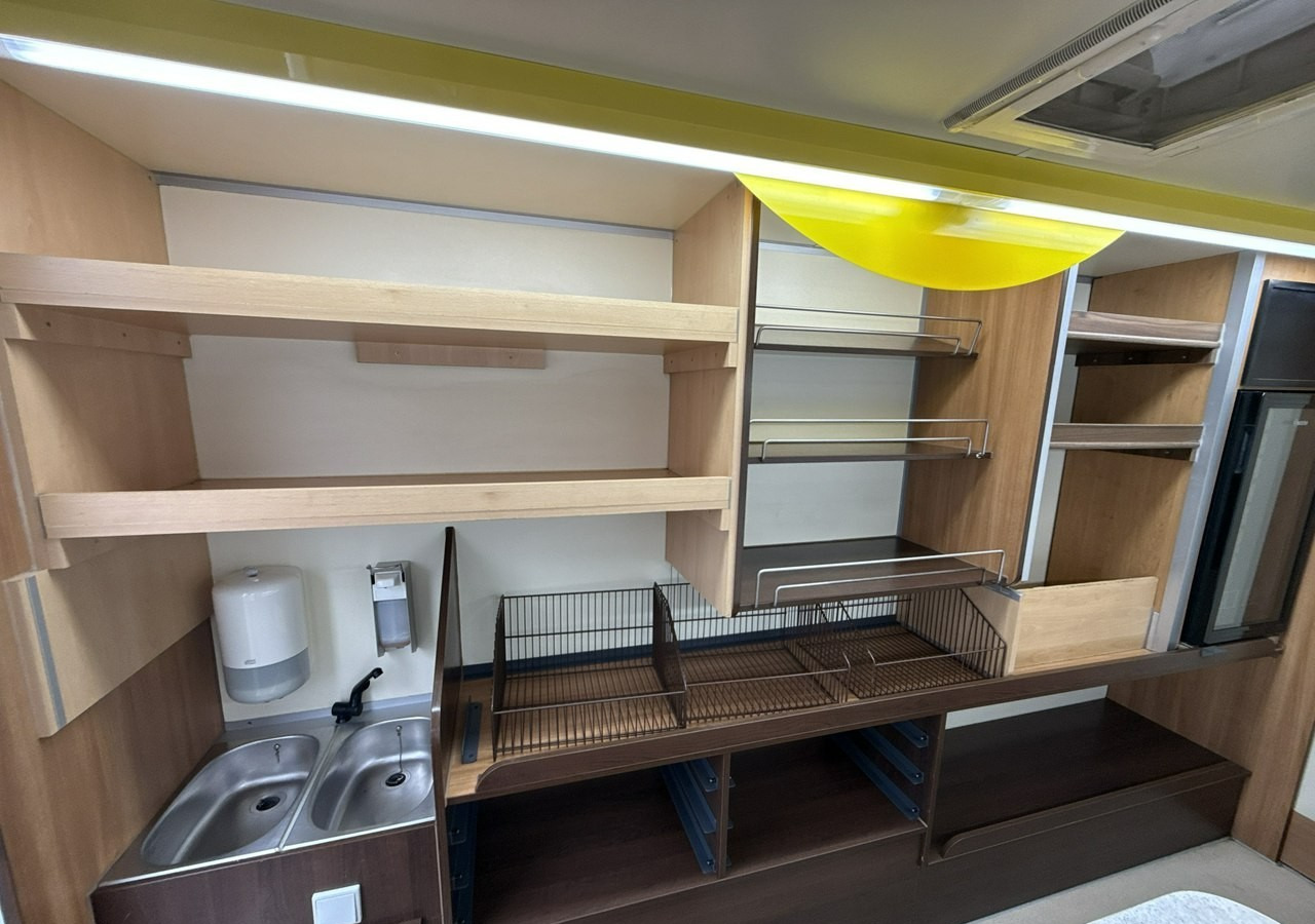 Renault Master Autosklep piec Sklep bar Gastronomiczny Food Truck Foodtruck Borco20 - Camion magasin: photos 4 Renault Master Autosklep piec Sklep bar Gastronomiczny Food Truck Foodtruck Borco20 - Camion magasin: photos 4