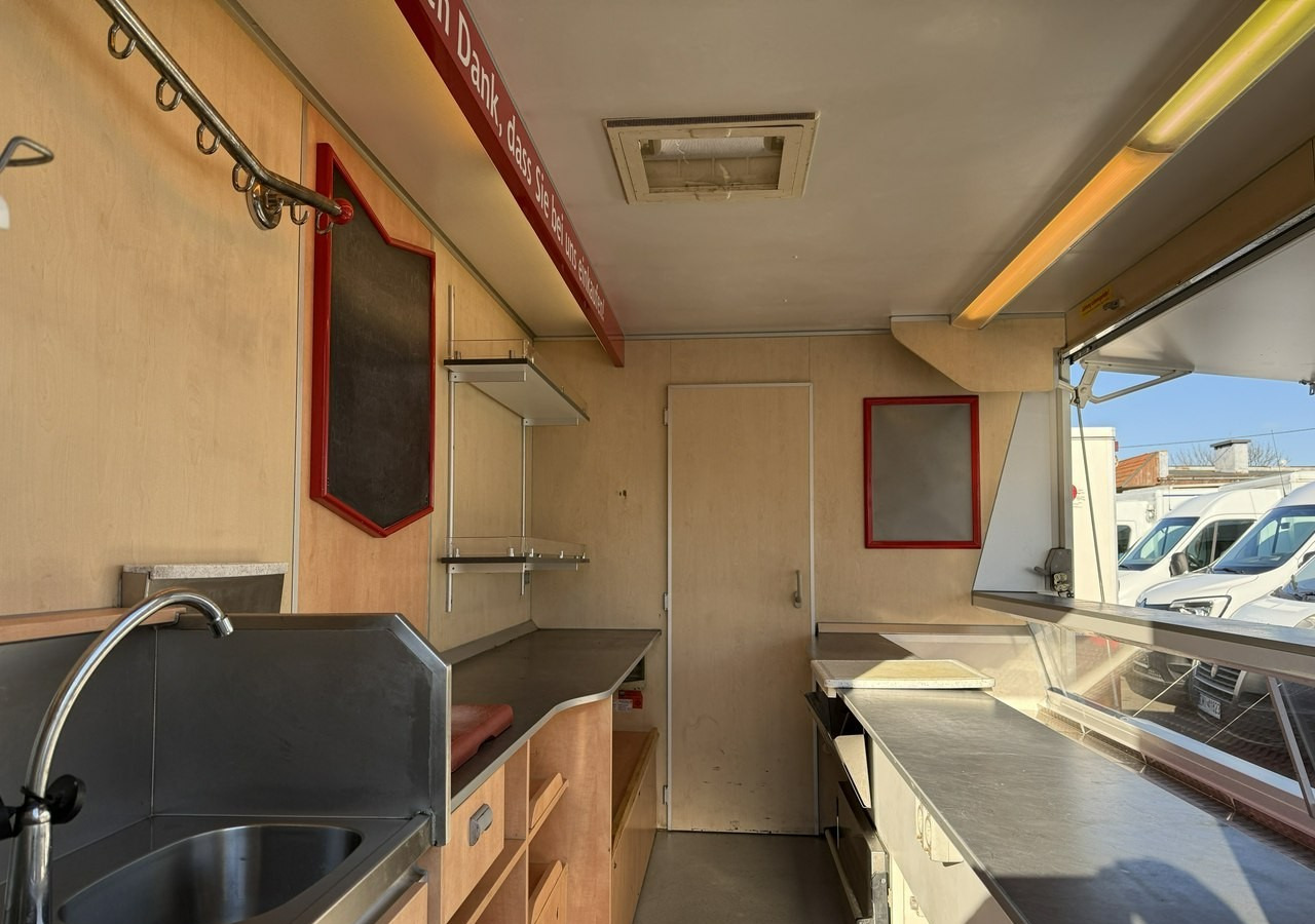 Renault Master Autosklep wędlin Gastronomiczny Food Truck Foodtruck Sklep Borco 201 - Camion magasin: photos 2 Renault Master Autosklep wędlin Gastronomiczny Food Truck Foodtruck Sklep Borco 201 - Camion magasin: photos 2