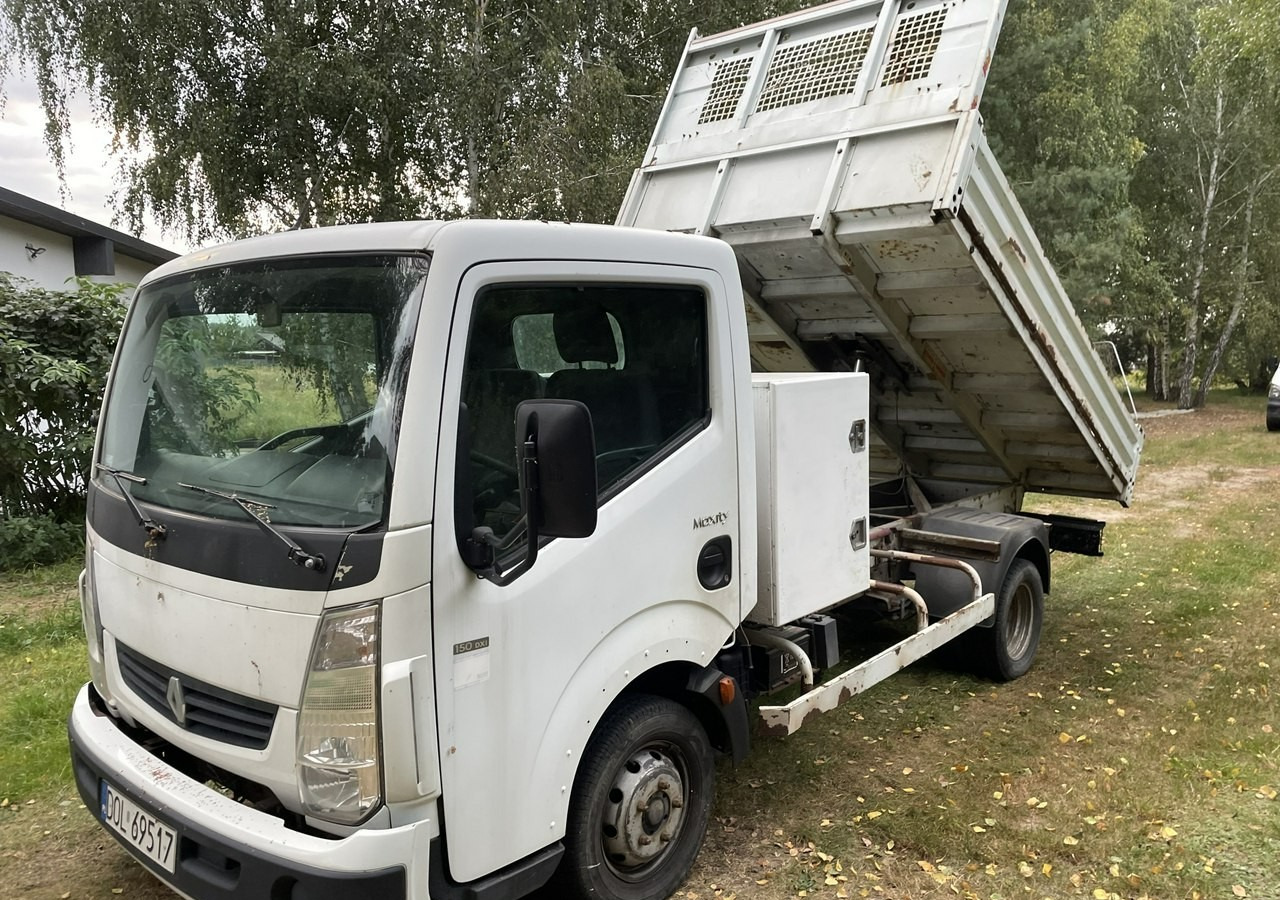 Renault Maxity Renault Maxity 3,0-150KM Canter Wywrotka skrzynia 2010 - Utilitaire benne: photos 2 Renault Maxity Renault Maxity 3,0-150KM Canter Wywrotka skrzynia 2010 - Utilitaire benne: photos 2