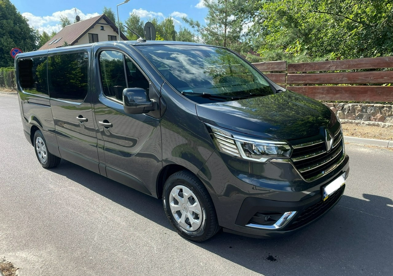 Renault Trafic III 2.0dci 150KM 9-osobowy do przewozu niepełnosprawnych RAMPA 2022 PFRO - Voiture: photos 1 Renault Trafic III 2.0dci 150KM 9-osobowy do przewozu niepełnosprawnych RAMPA 2022 PFRO - Voiture: photos 1