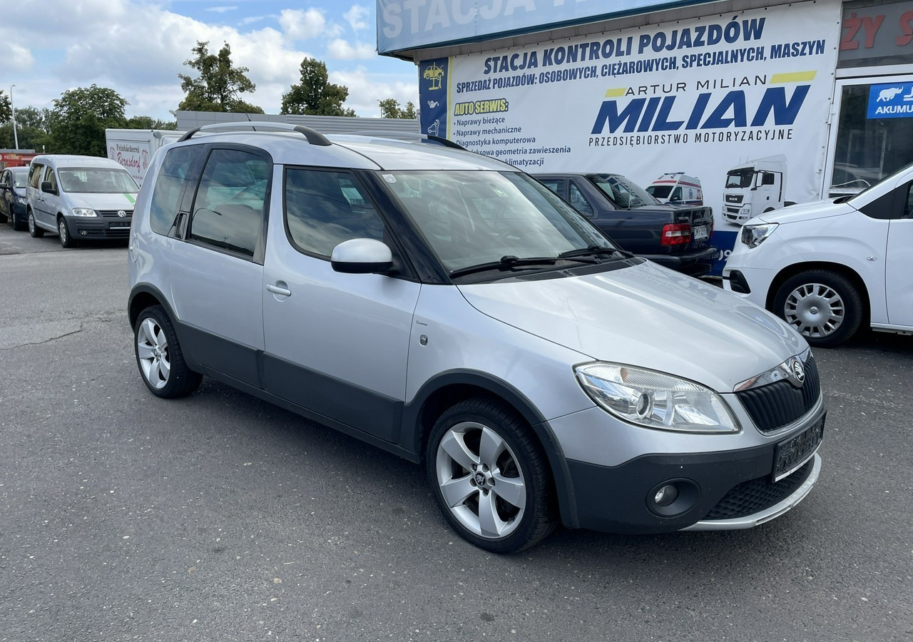 Skoda Roomster I Roomster Scout 1.6-16V Klima 2012 - Voiture: photos 3 Skoda Roomster I Roomster Scout 1.6-16V Klima 2012 - Voiture: photos 3