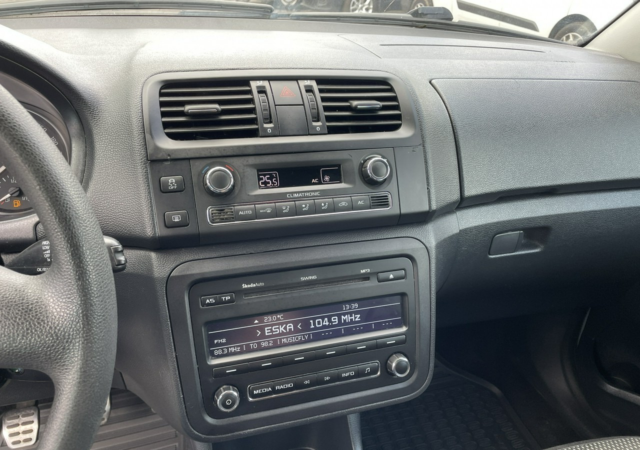 Skoda Roomster I Roomster Scout 1.6-16V Klima 2012 - Voiture: photos 5 Skoda Roomster I Roomster Scout 1.6-16V Klima 2012 - Voiture: photos 5