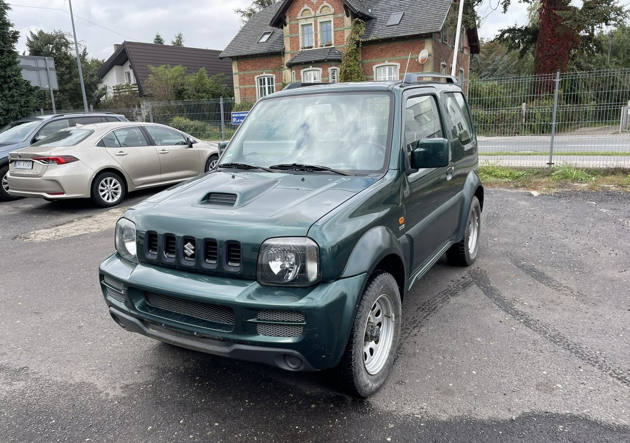 Suzuki Jimny Suzuki Jimny 1.5 Diesel 4X4 - SUV: photos 2 Suzuki Jimny Suzuki Jimny 1.5 Diesel 4X4 - SUV: photos 2