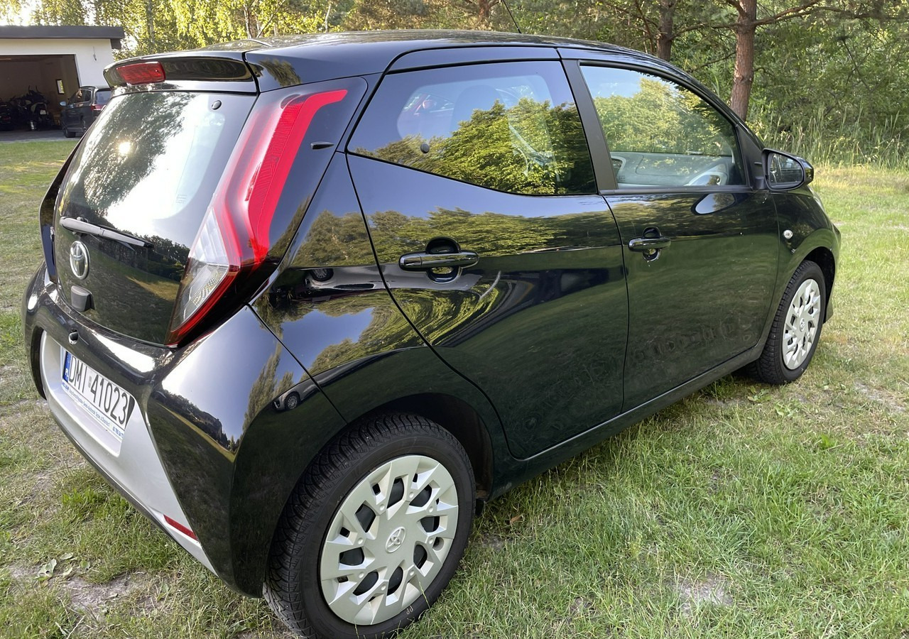 Toyota Aygo II Toyota Aygo 1.0-16V Klima Salon PL 24651km Model 2021 - Voiture à hayon: photos 5 Toyota Aygo II Toyota Aygo 1.0-16V Klima Salon PL 24651km Model 2021 - Voiture à hayon: photos 5