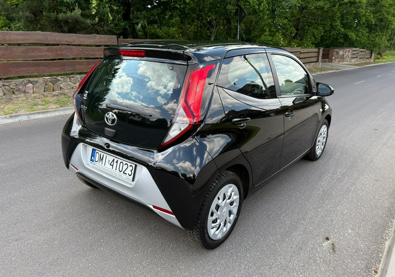 Toyota Aygo II Toyota Aygo 1.0-16V Klima Salon PL 24651km Model 2021 - Voiture à hayon: photos 4 Toyota Aygo II Toyota Aygo 1.0-16V Klima Salon PL 24651km Model 2021 - Voiture à hayon: photos 4