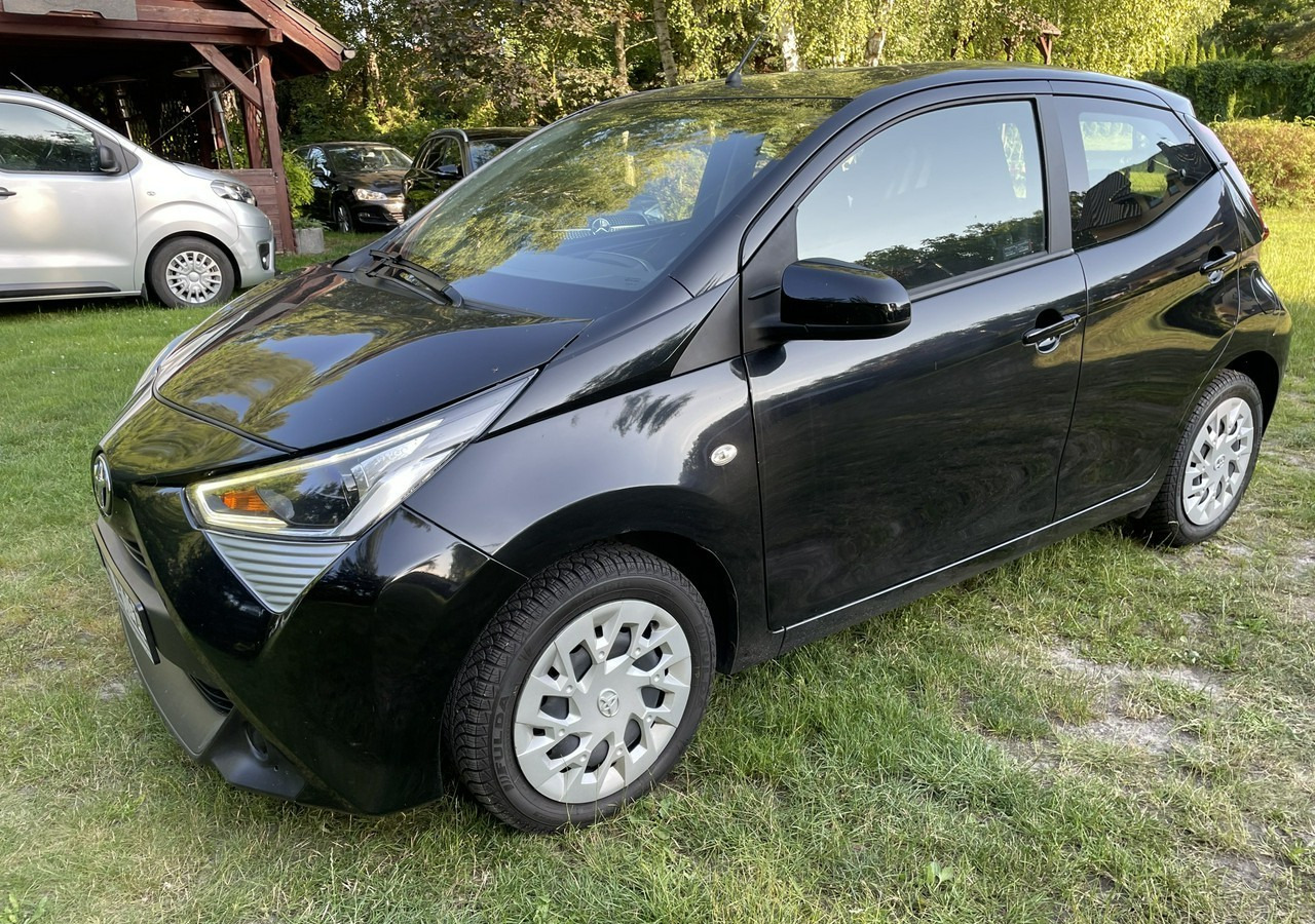 Toyota Aygo II Toyota Aygo 1.0-16V Klima Salon PL 24651km Model 2021 - Voiture à hayon: photos 2 Toyota Aygo II Toyota Aygo 1.0-16V Klima Salon PL 24651km Model 2021 - Voiture à hayon: photos 2