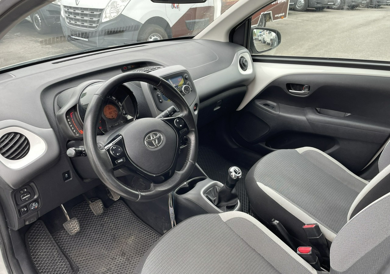 Toyota Aygo II Toyota Aygo 1.0 VVT-i JBL Edition bezyna+LPG Salon PL 2020 - Voiture à hayon: photos 5 Toyota Aygo II Toyota Aygo 1.0 VVT-i JBL Edition bezyna+LPG Salon PL 2020 - Voiture à hayon: photos 5