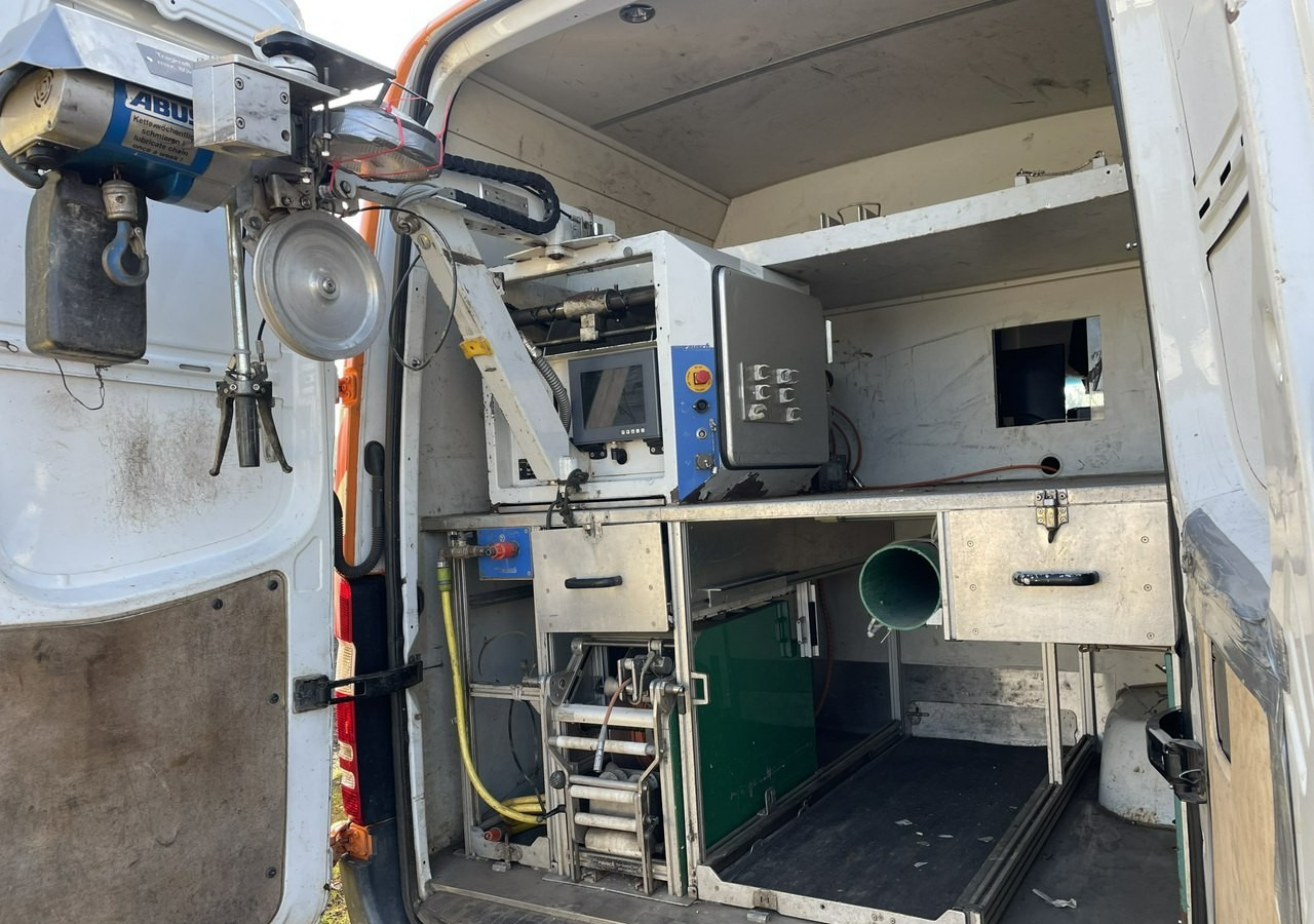 Mercedes-Benz Sprinter Sprinter Kanalizacja inspekcja kanałów wuko asenizacyjny Kamero wóz - Véhicule de voirie/ Spécial, Fourgon utilitaire: photos 4 Mercedes-Benz Sprinter Sprinter Kanalizacja inspekcja kanałów wuko asenizacyjny Kamero wóz - Véhicule de voirie/ Spécial, Fourgon utilitaire: photos 4