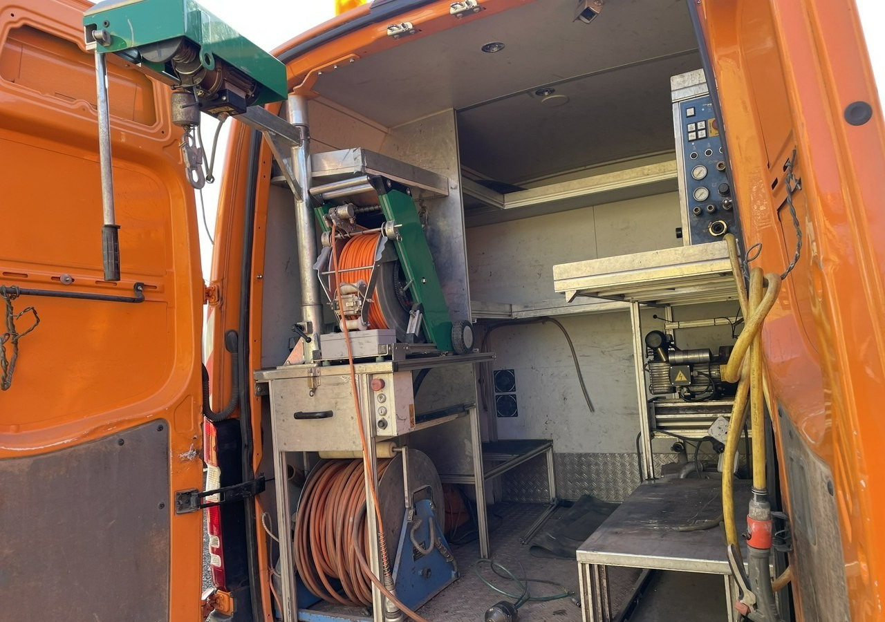 Mercedes-Benz Sprinter Sprinter Kanalizacja inspekcja kanałów wuko asenizacyjny Kamero wóz - Véhicule de voirie/ Spécial, Fourgon utilitaire: photos 2 Mercedes-Benz Sprinter Sprinter Kanalizacja inspekcja kanałów wuko asenizacyjny Kamero wóz - Véhicule de voirie/ Spécial, Fourgon utilitaire: photos 2